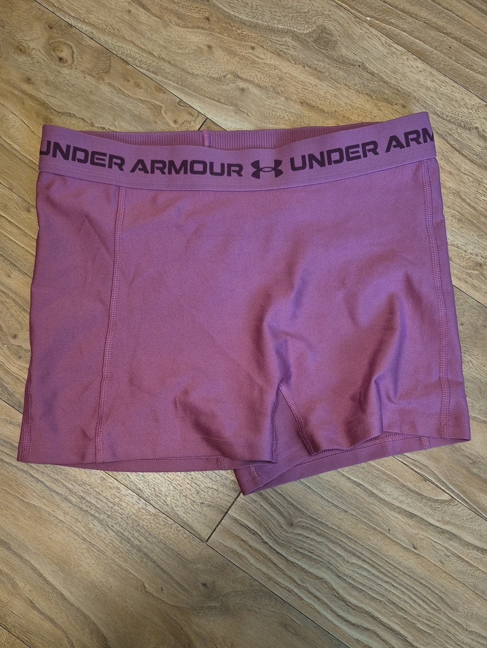 Under Armour Women's Burgandy Training Bike Shorts
